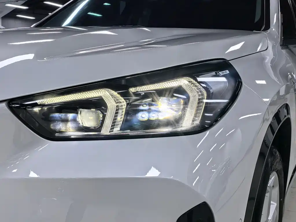 BMW X1 2023 sDrive20Li X Design Package купить на сайте DeffCars