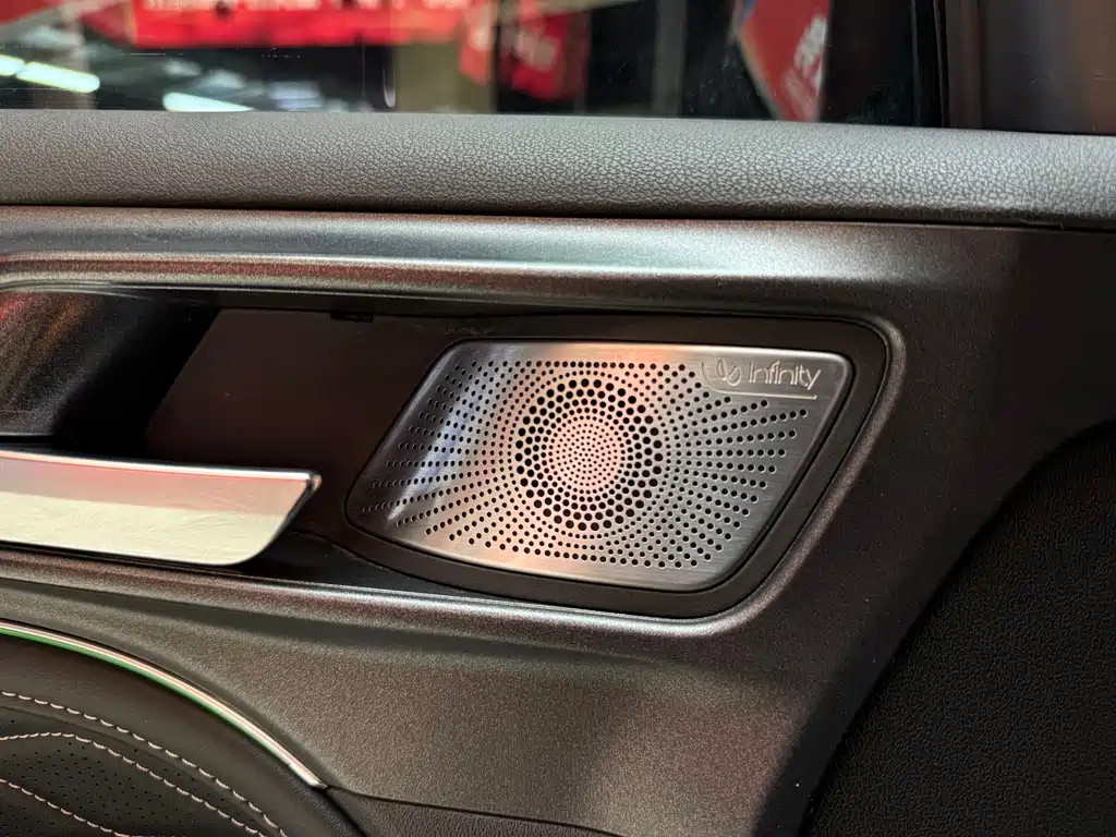 Tank 300 2021 Off-Road Version 2.0T Conqueror купить на сайте DeffCars