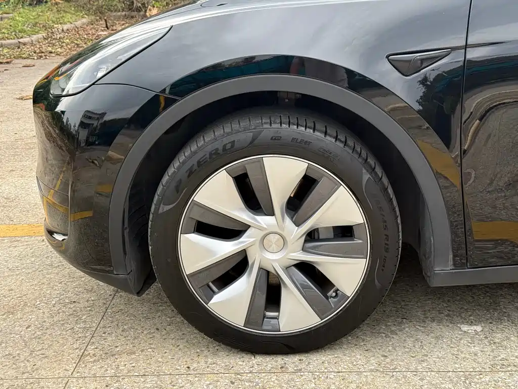 Model Y 2022 facelift rear-wheel drive version купить на сайте DeffCars