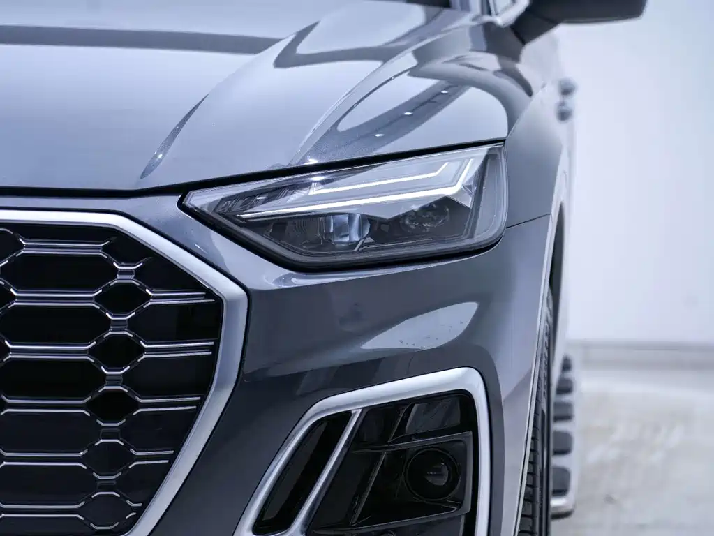 Audi Q5L 2022 facelift 45T luxury and dynamic model купить на сайте DeffCars