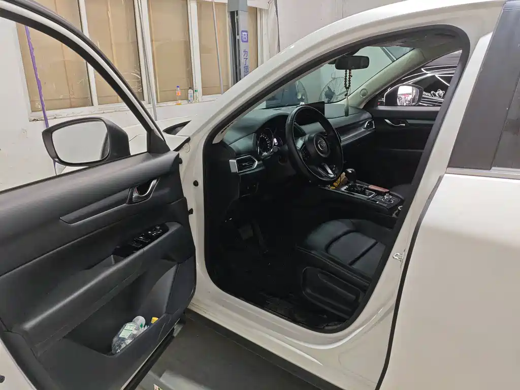 Mazda CX-5 2022 2.0L automatic two-wheel drive comfort model купить на сайте DeffCars