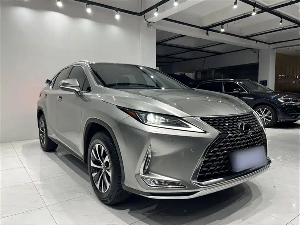 Lexus RX 2020 facelift 300 two-wheel drive elite version купить на сайте DeffCars