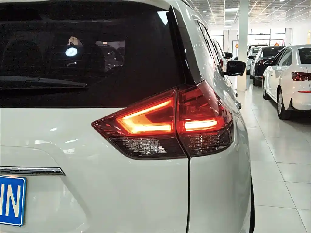 X-Trail 2021 2.0L CVT 2WD XL ITS Intelligent Comfort Edition купить на сайте DeffCars