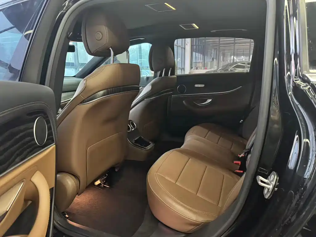 Mercedes-Benz E-Class 2022 facelift E 300 L sporty and stylish купить на сайте DeffCars