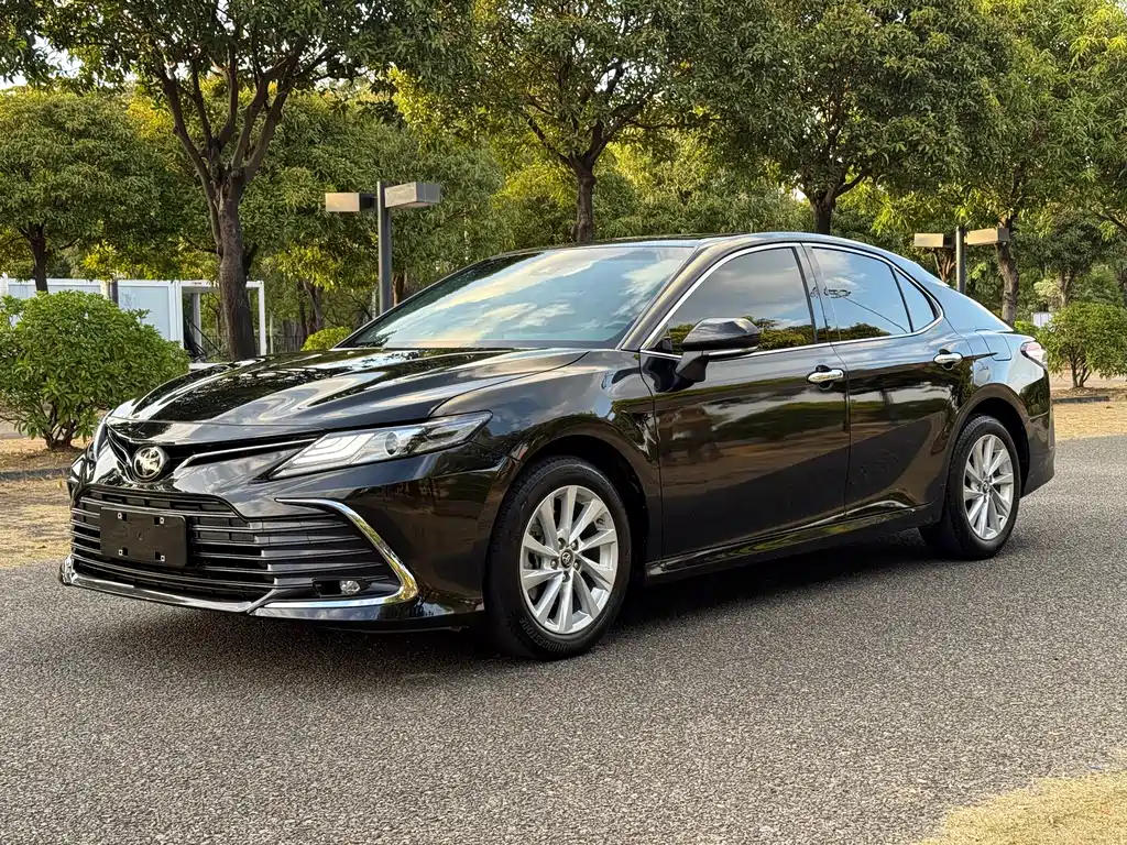 Camry 2021 2.0G Deluxe Edition купить на сайте DeffCars