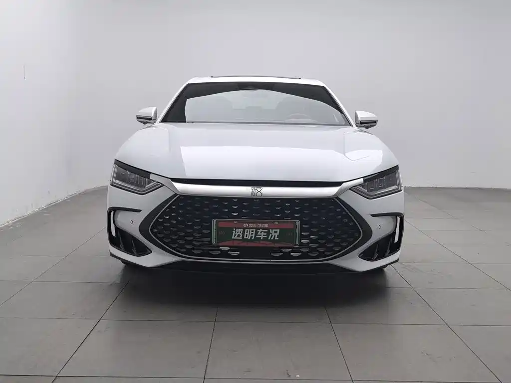 Han 2022 DM-i 121KM Exclusive Model купить на сайте DeffCars