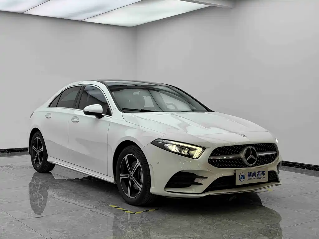 Mercedes-Benz A-Class 2022 Facelift Three A 200 L Sports Sedan Fashionable купить на сайте DeffCars