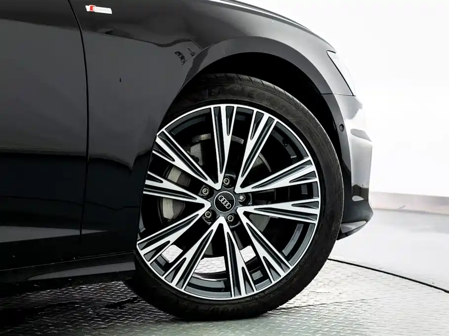 Audi A6L 2023 45 TFSI Premium Dynamic Model купить на сайте DeffCars