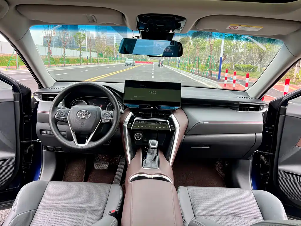 Lingfang HARRIER 2022 2.0L CVT two-wheel drive exclusive version купить на сайте DeffCars