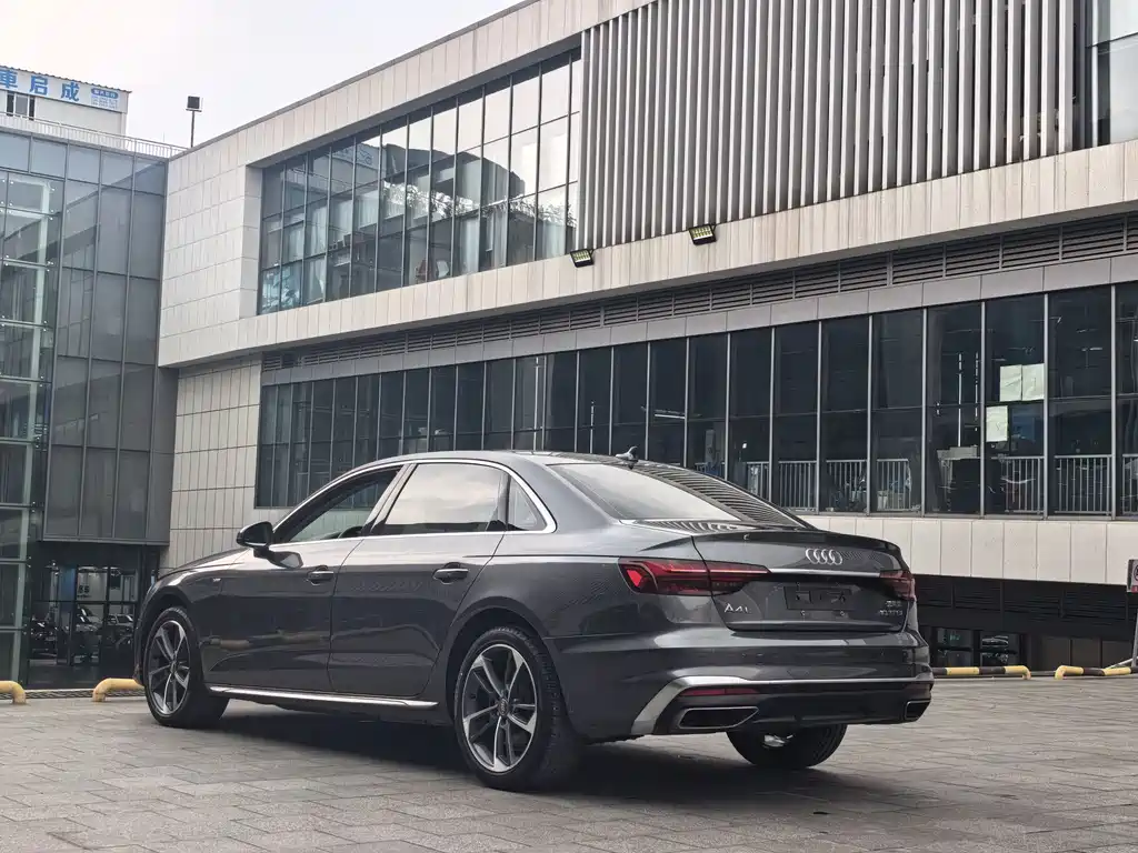 Audi A4L 2020 40 TFSI Fashionable and Dynamic купить на сайте DeffCars