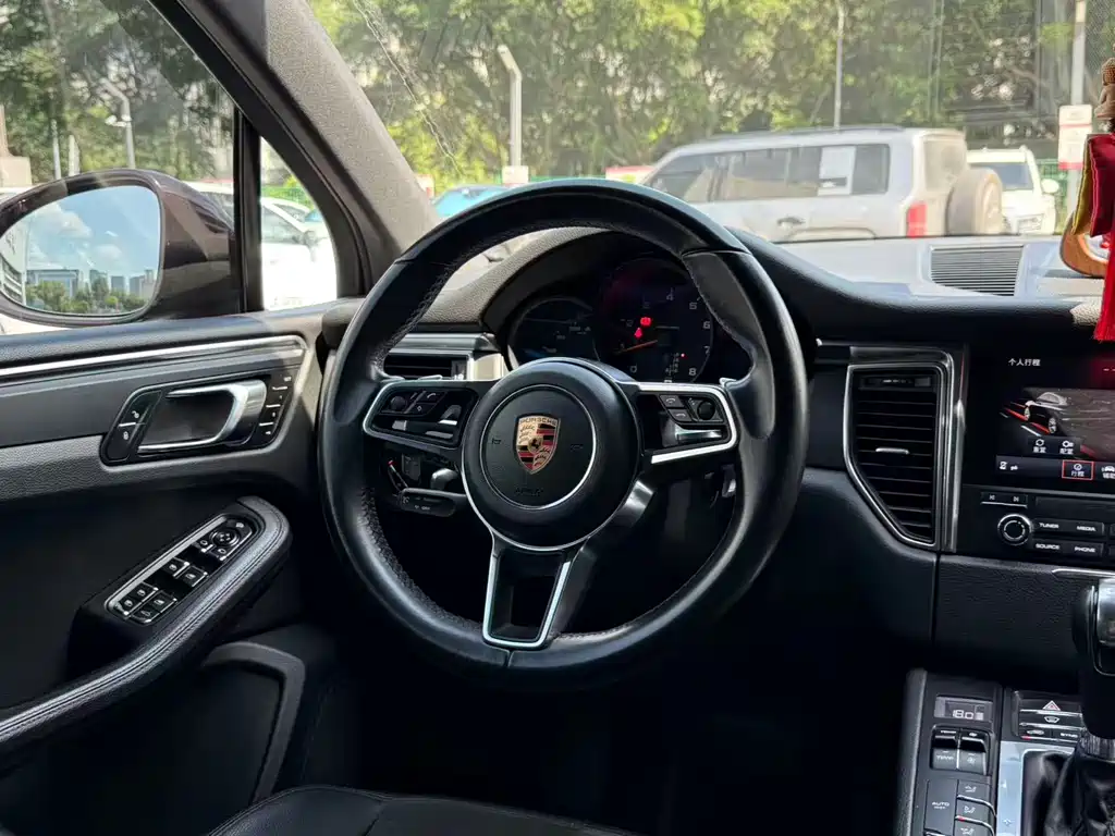 Macan 2018 Macan 2.0T купить на сайте DeffCars