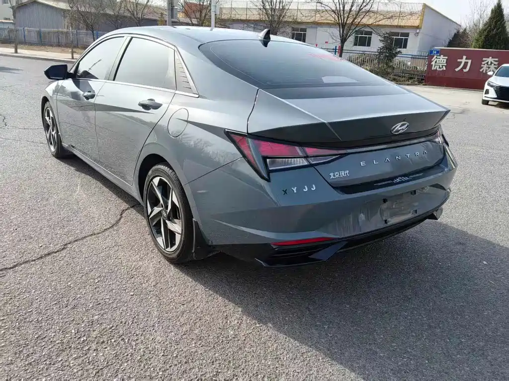 Elantra 2021 1.5L CVT LUX Premium Edition купить на сайте DeffCars