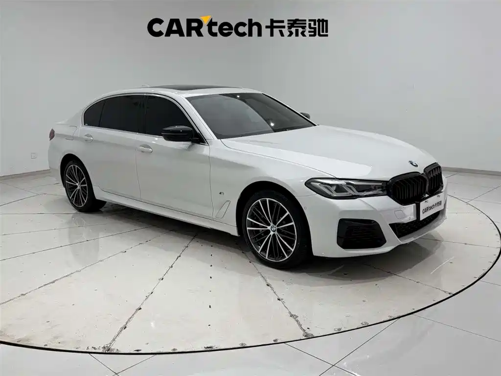 BMW 5 Series 2022 facelift 2 530Li leading M sports package купить на сайте DeffCars