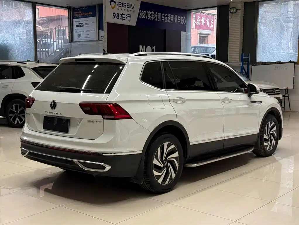 Tiguan L 2023 280TSI automatic two-wheel drive Chaochuang limited edition купить на сайте DeffCars
