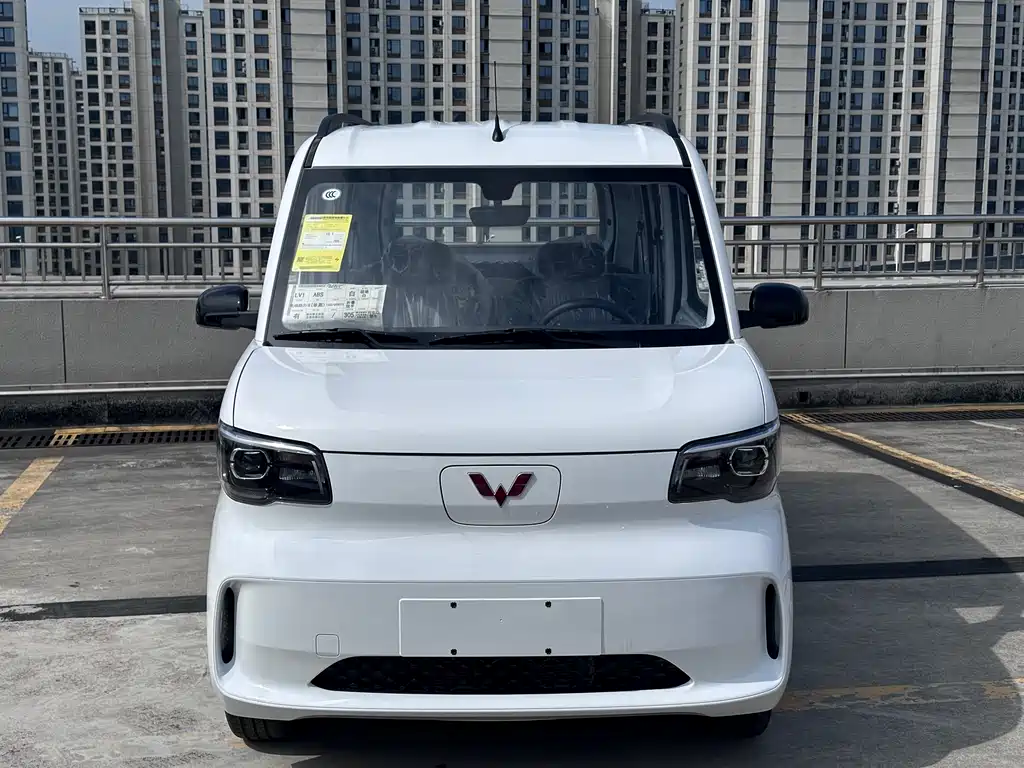 Wuling Zhiguang New Energy 2025 305km Enterprising Type купить на сайте DeffCars