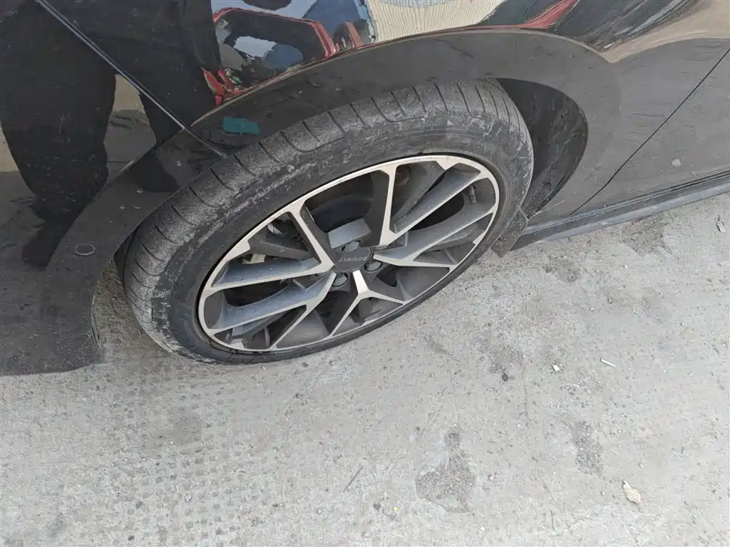 Lynk & Co 03 2022 2.0TD DCT Pro купить на сайте DeffCars