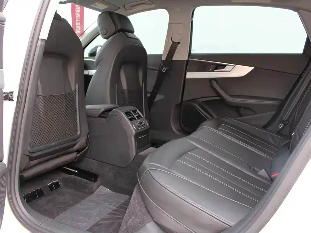 Audi A4L 2022 40 TFSI luxury and dynamic model купить на сайте DeffCars
