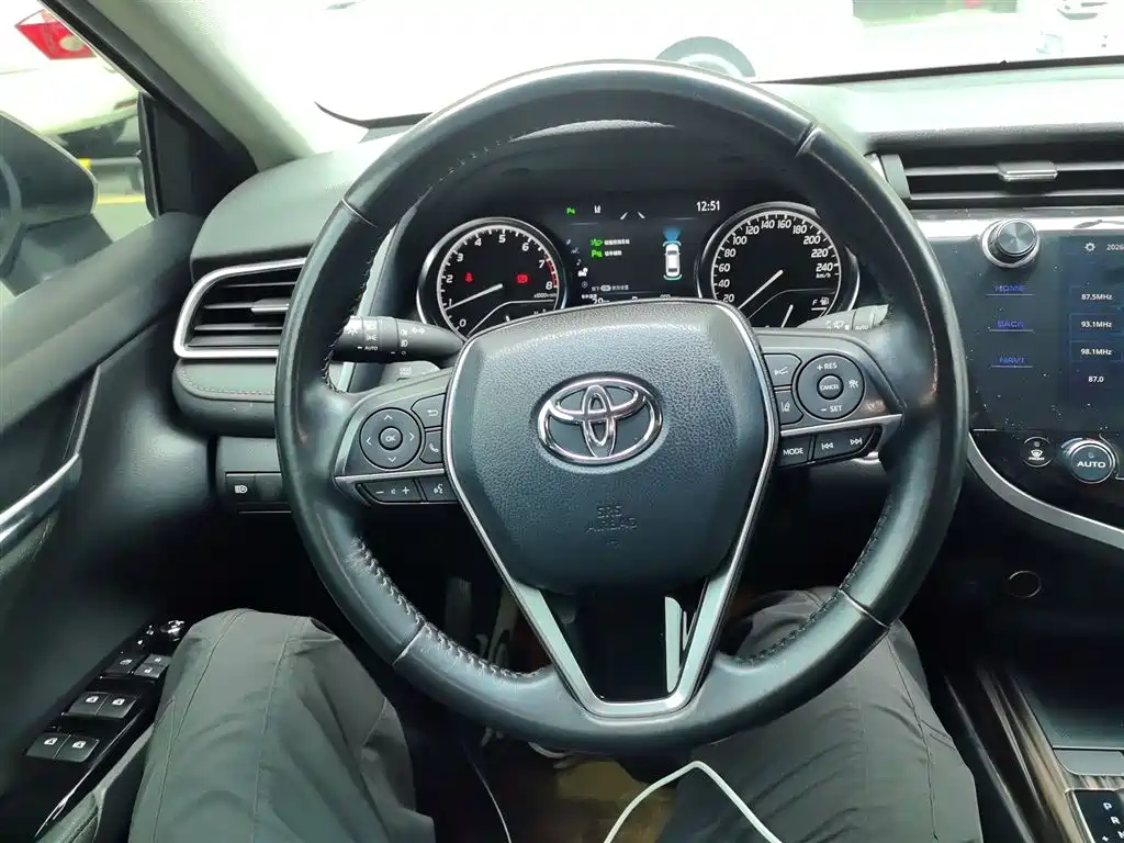 Camry 2019 2.0G Deluxe Edition National VI купить на сайте DeffCars