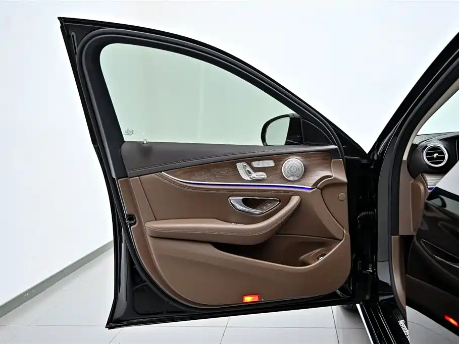 Mercedes-Benz E-Class 2023 facelift E 300 L luxury model купить на сайте DeffCars