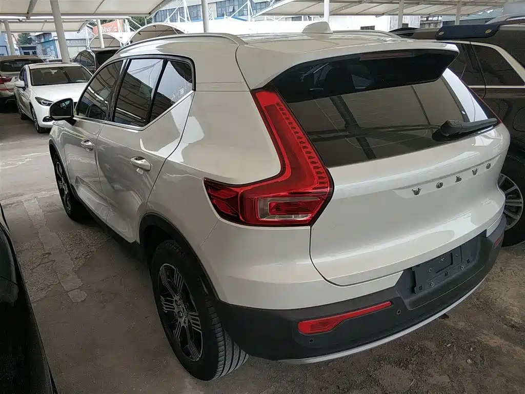 Volvo XC40 2020 T3 Zhiyuan Luxury Edition купить на сайте DeffCars