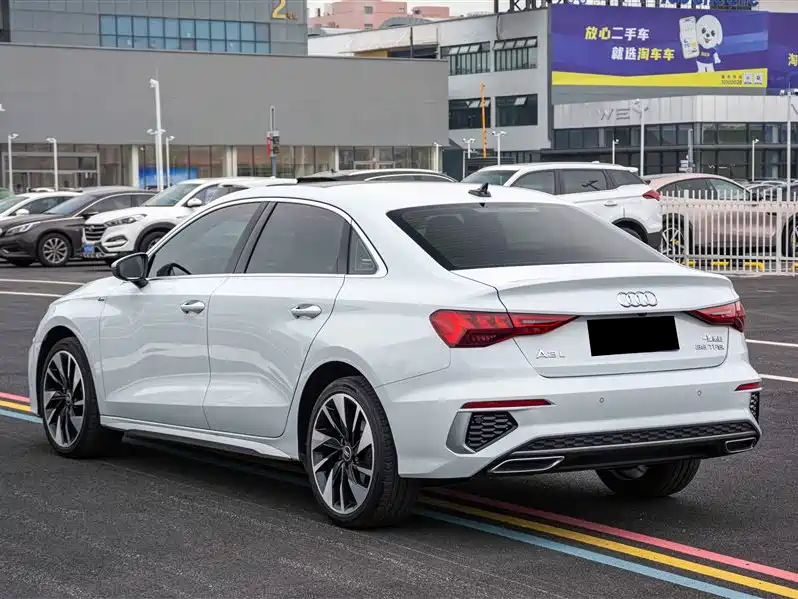 Audi A3 2024 A3L Limousine 35 TFSI Fashionable and Sporty купить на сайте DeffCars