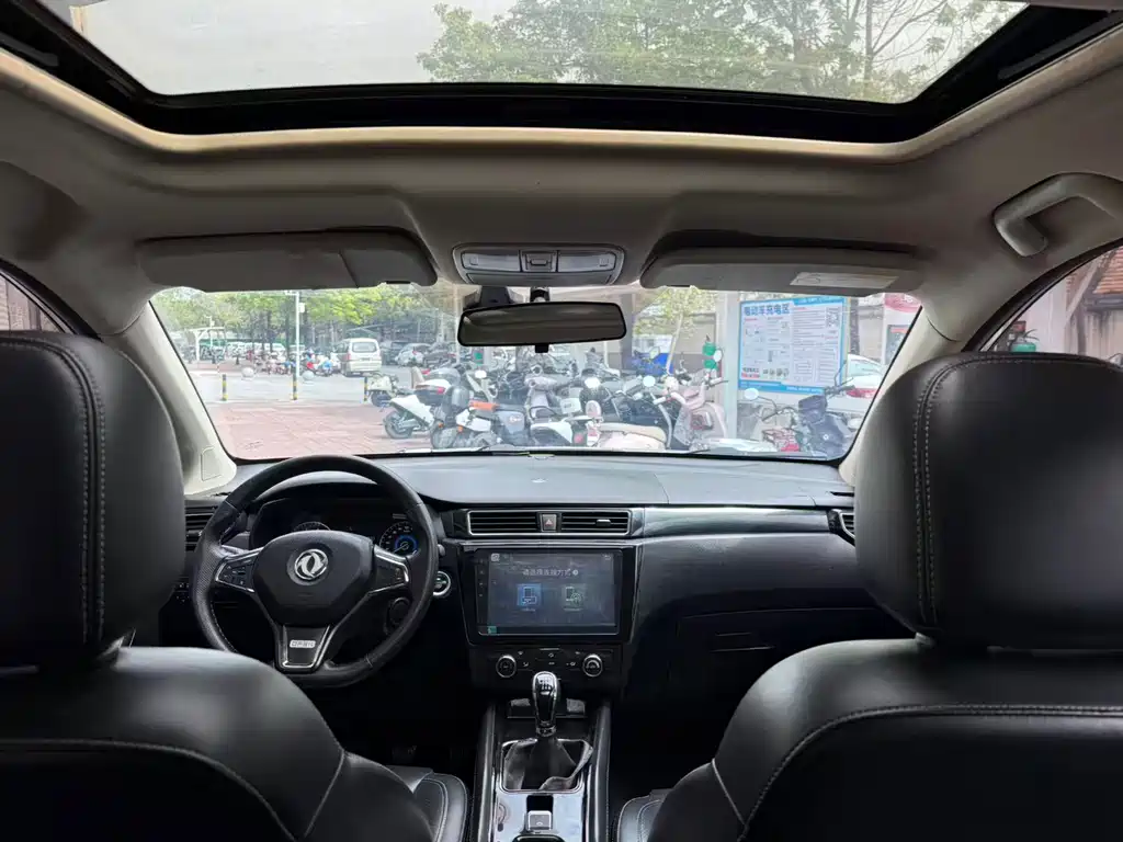 Fengguang 580 2017 1.5T manual luxury model купить на сайте DeffCars
