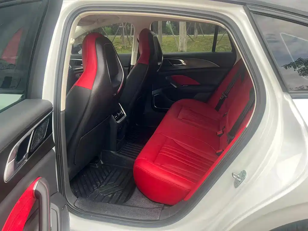 Hongqi H6 2025 2.0T Beauty Edition купить на сайте DeffCars