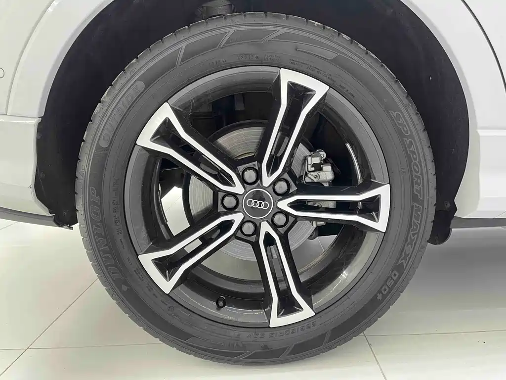 Audi Q3 2022 35 TFSI Fashion Dynamic купить на сайте DeffCars
