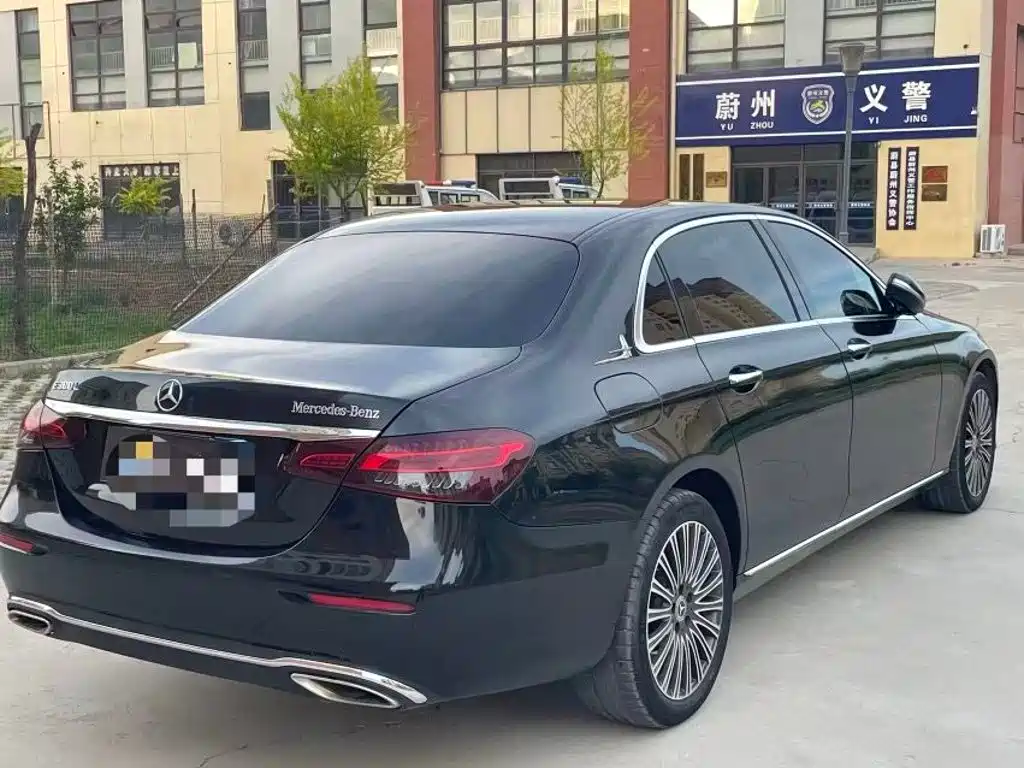 Mercedes-Benz E-Class 2017 E 200 L 4MATIC купить на сайте DeffCars