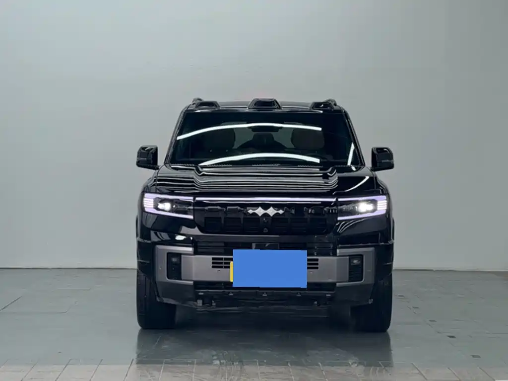 Leopard 8 2025 Zhiyong flagship version 7 seats купить на сайте DeffCars