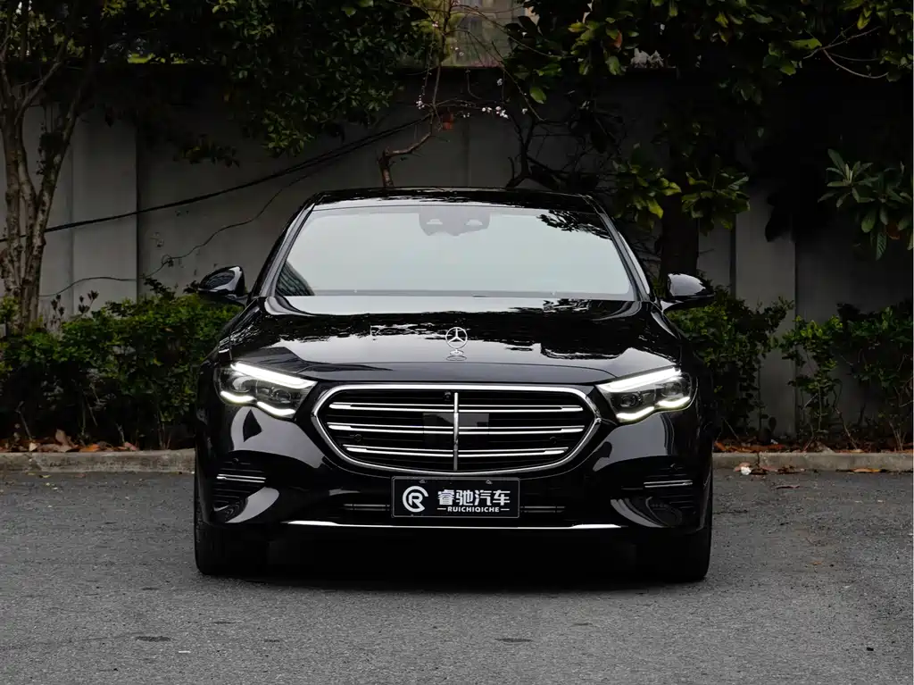 Mercedes-Benz E-Class 2024 E 300 L Premium Model купить на сайте DeffCars