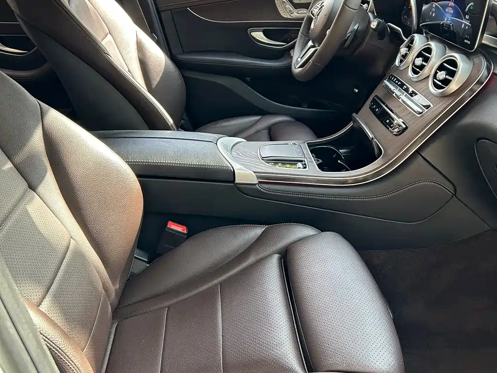 Mercedes-Benz GLC 2021 GLC 260 L 4MATIC luxury model купить на сайте DeffCars