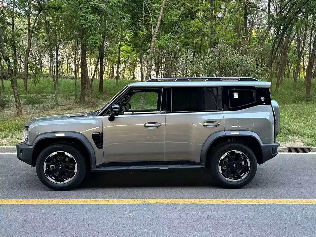 Jietu Traveler C-DM 2026 model 212km Huawei Qiankun Zhijia 5 seats купить на сайте DeffCars