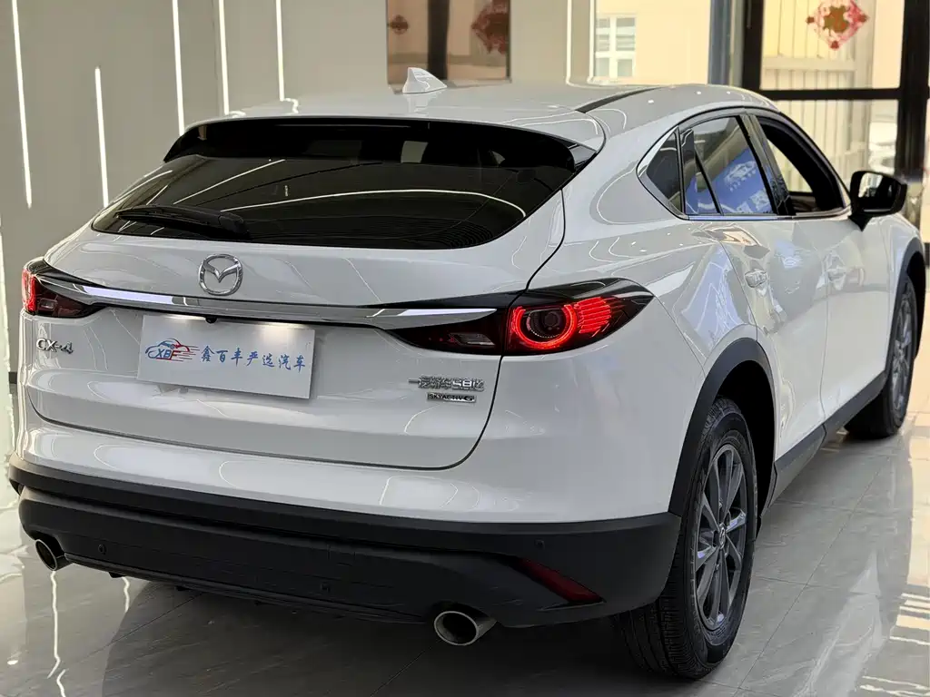 Mazda CX-4 2021 2.0L automatic two-wheel drive Blue Sky Vitality Edition купить на сайте DeffCars