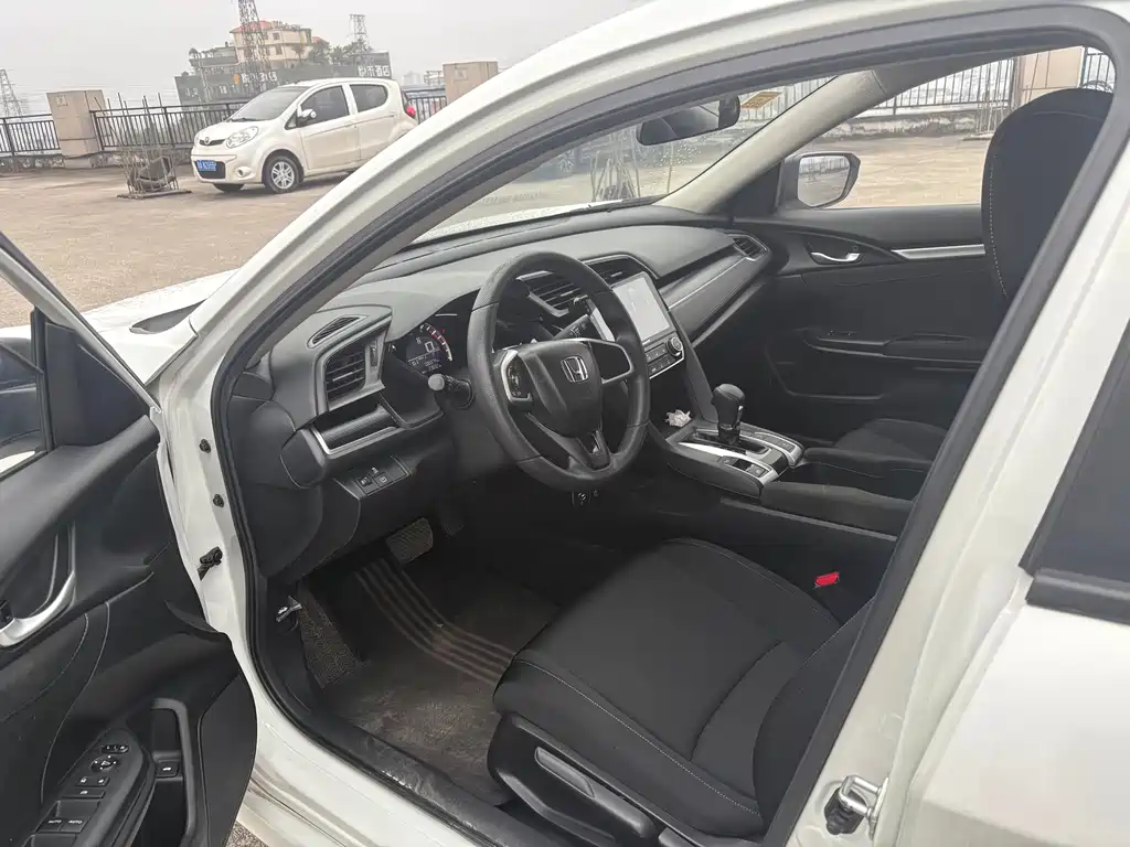 Civic 2019 180TURBO CVT Sports Edition National V купить на сайте DeffCars