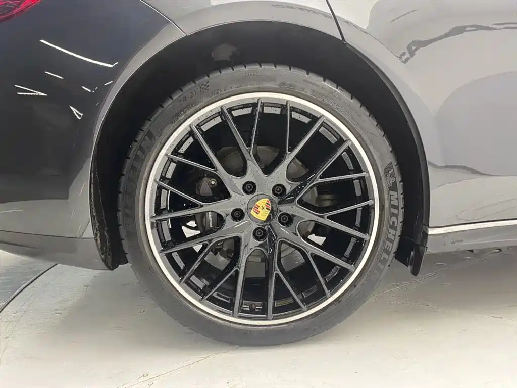Panamera 2019 Panamera Executive Extended Edition 2.9T купить на сайте DeffCars