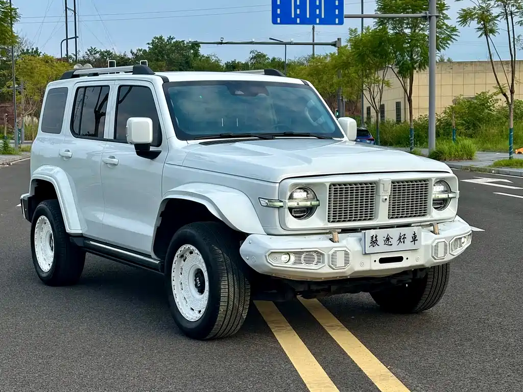 Tank 300 2024 2.0T Traverser купить на сайте DeffCars