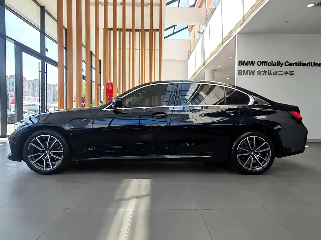 BMW 3 Series 2024 325Li M Sports Package купить на сайте DeffCars