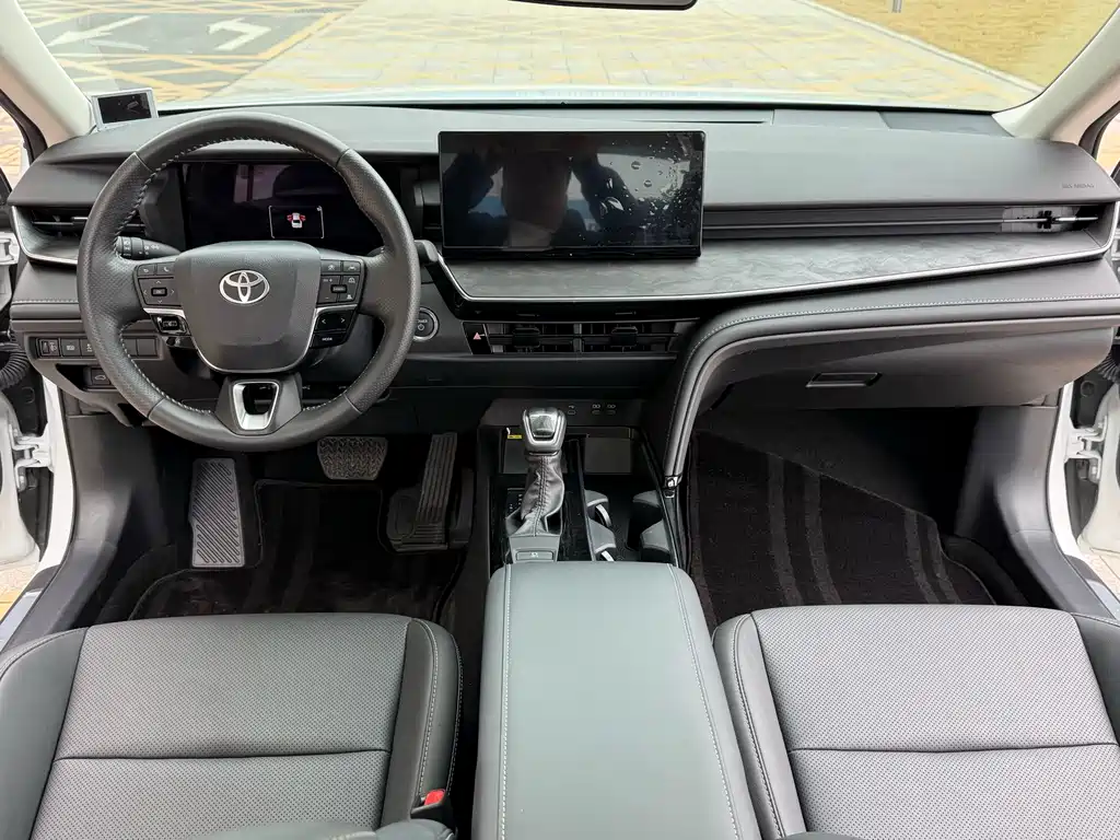 Camry 2024 Shuangqing 2.0HGVP Deluxe Edition купить на сайте DeffCars