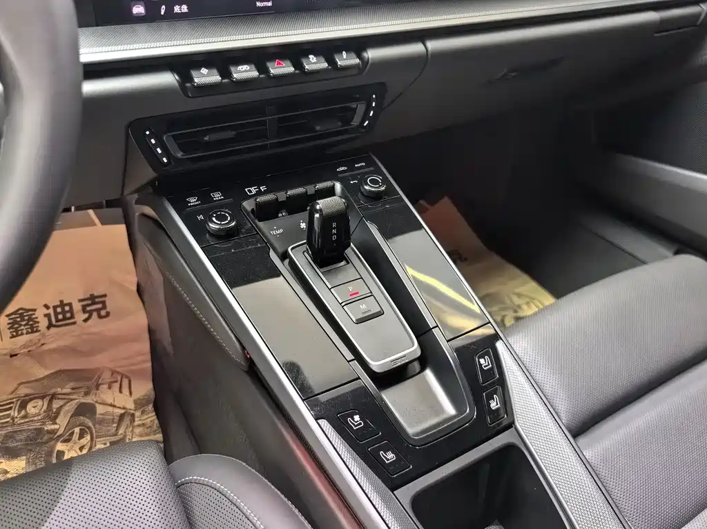 Porsche 911 2023 Carrera 4 3.0T купить на сайте DeffCars