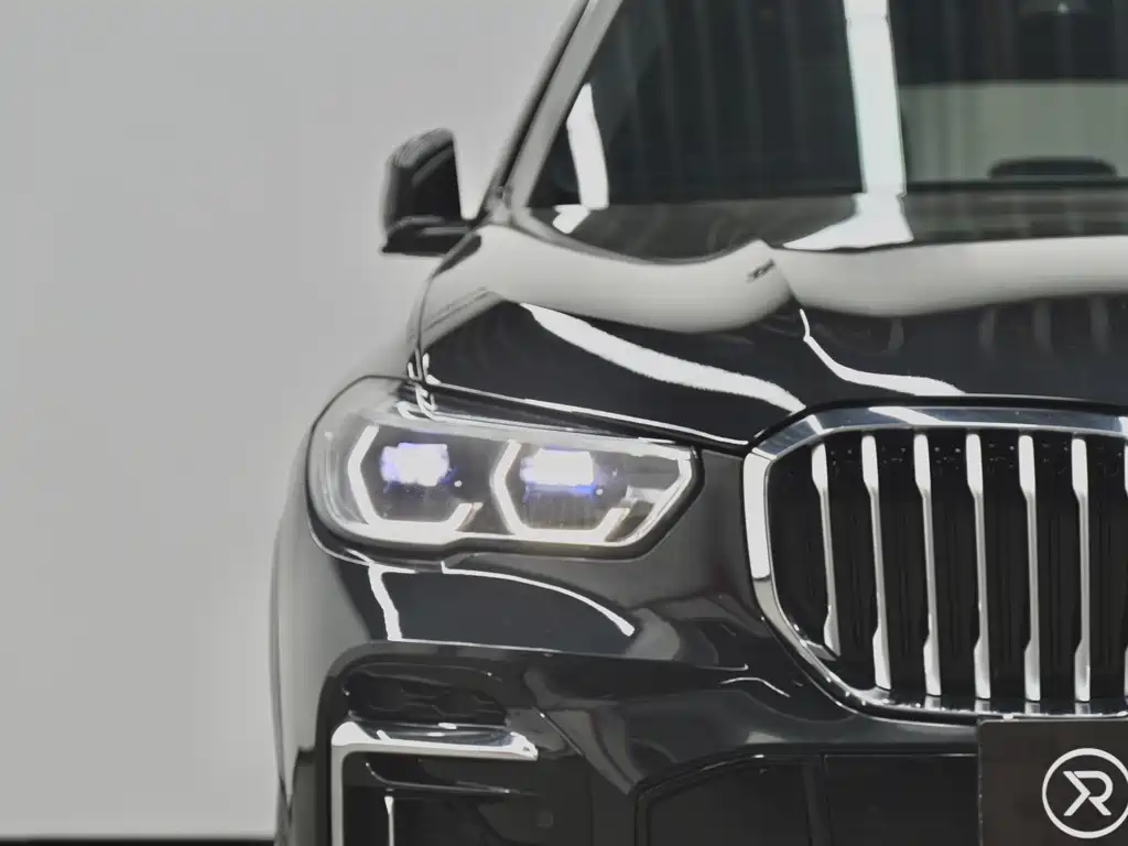 BMW X5 2022 xDrive 40Li M Sports Package купить на сайте DeffCars