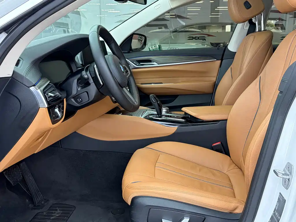 BMW 6 Series GT 2020 630i Luxury Design Package купить на сайте DeffCars