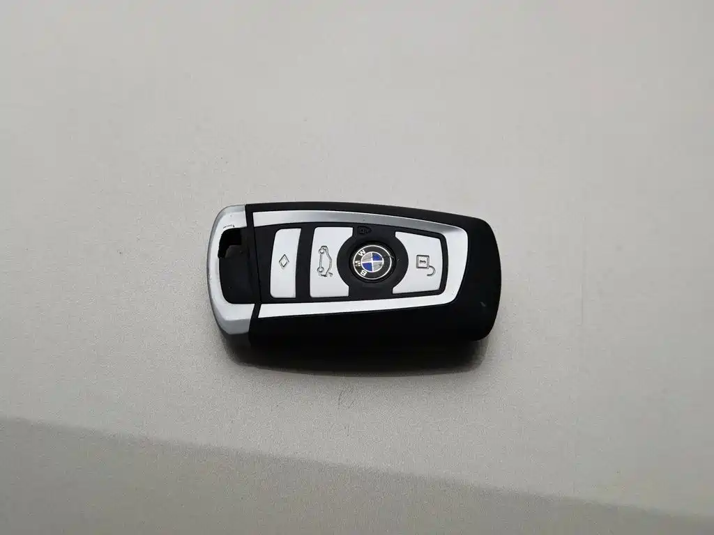 BMW 3 Series 2013 320Li Fashion Model купить на сайте DeffCars