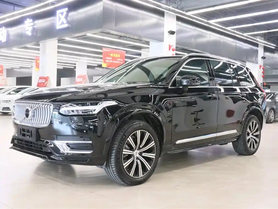 Volvo XC90 2024 B5 Smart Deluxe Edition 5-seater купить на сайте DeffCars