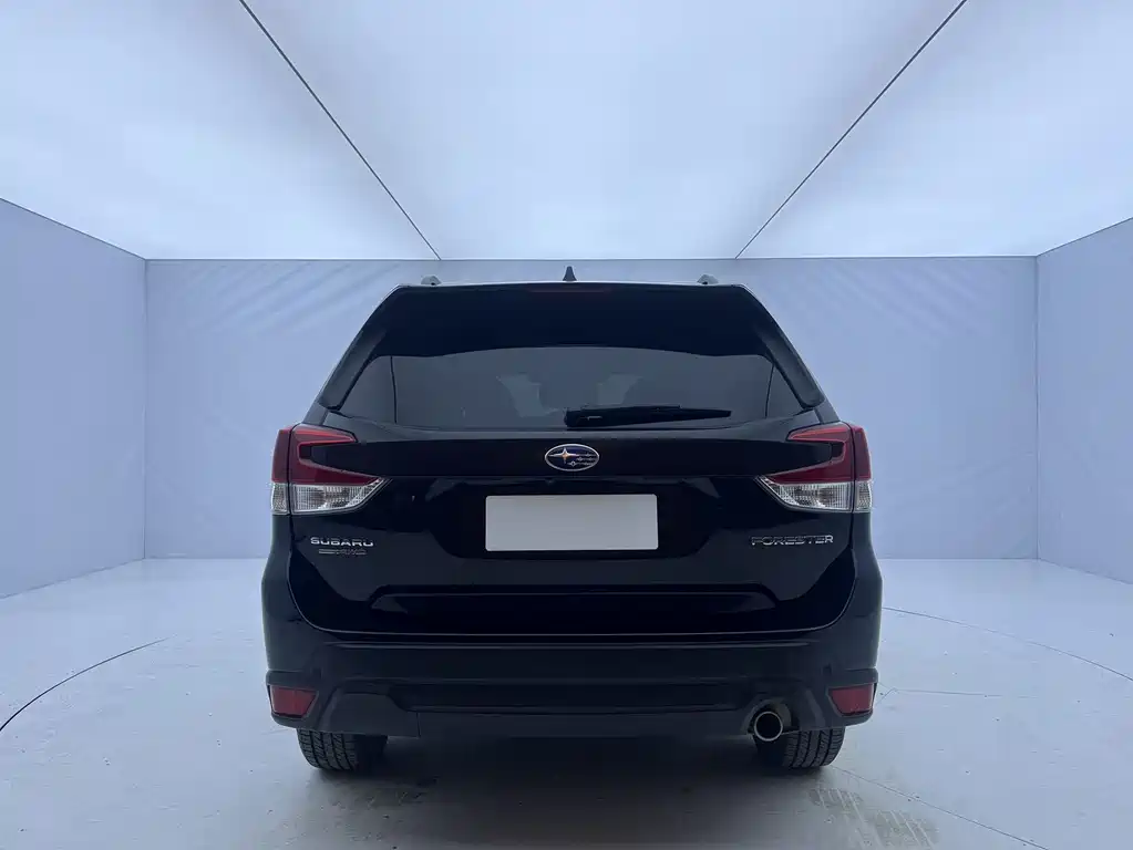 Forester 2022 2.0i AWD Deluxe Edition EyeSight купить на сайте DeffCars