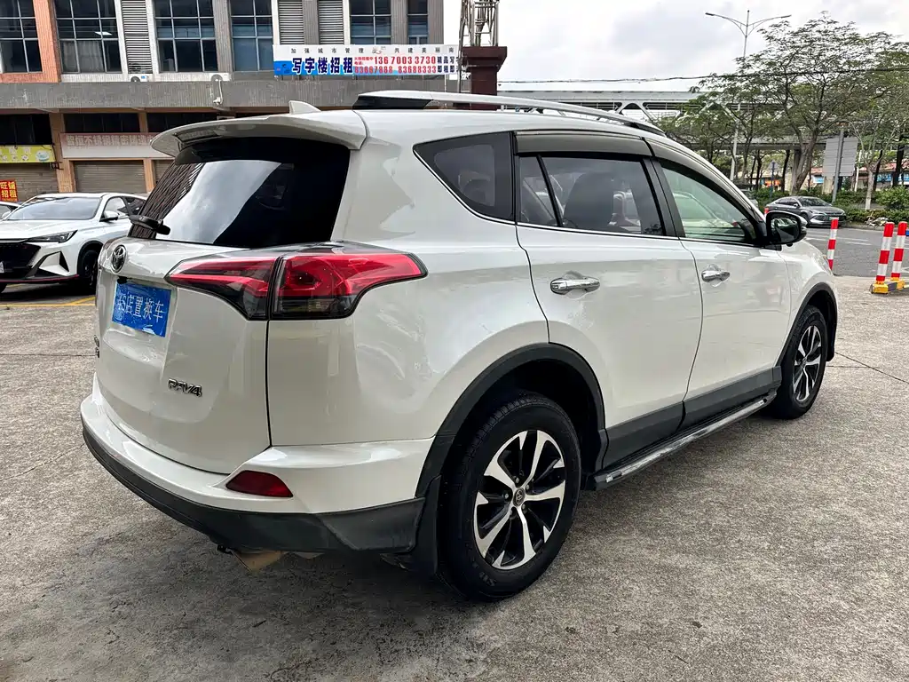 RAV4 Rongfang 2018 2.0L CVT two-wheel drive fashion X version купить на сайте DeffCars