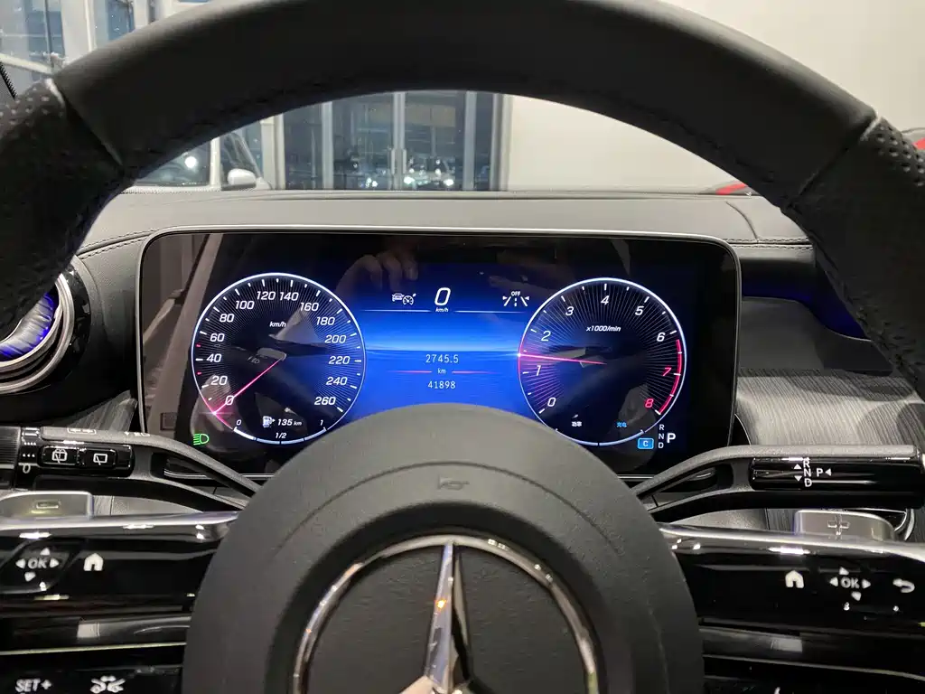 Mercedes-Benz GLC 2024 GLC 260 L 4MATIC luxury model 5 seats купить на сайте DeffCars