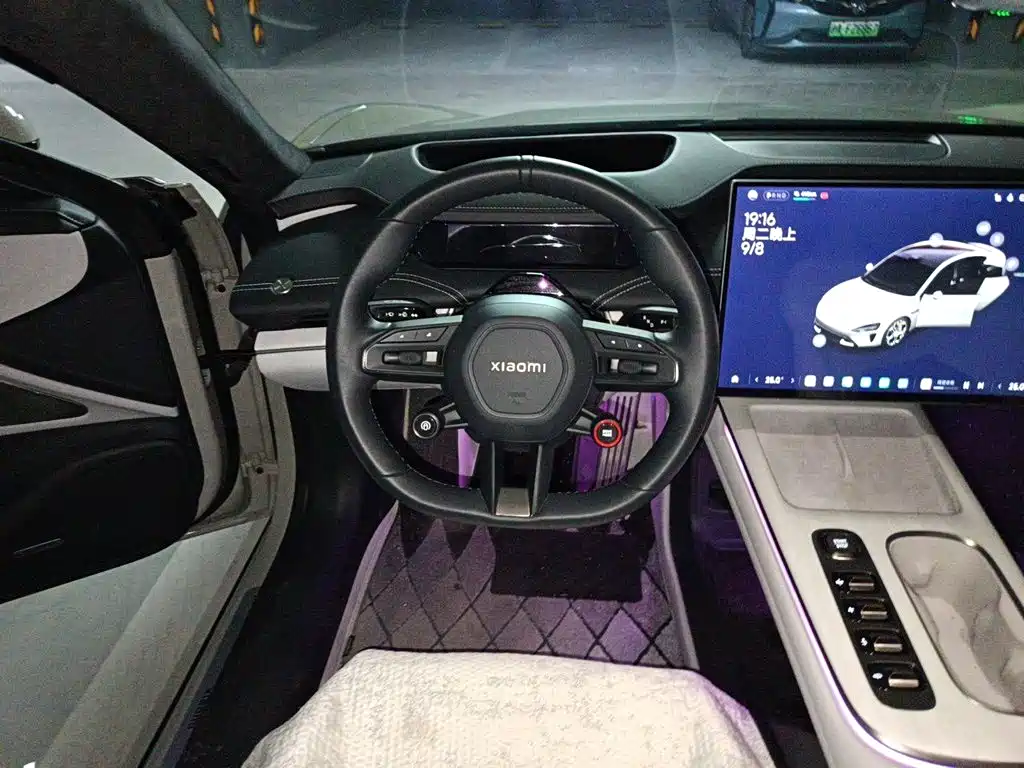 Xiaomi SU7 2024 four-wheel drive, ultra-long battery life, high-end smart driving Max version купить на сайте DeffCars