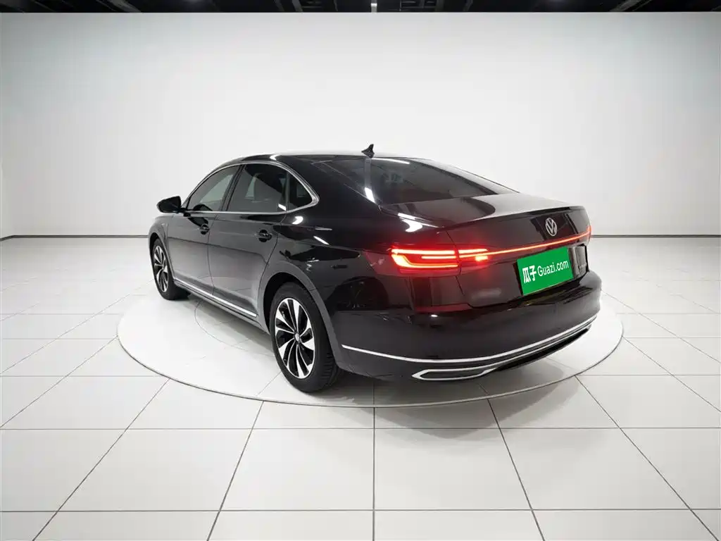 Passat 2023 330TSI Starry Sky Elite Edition купить на сайте DeffCars