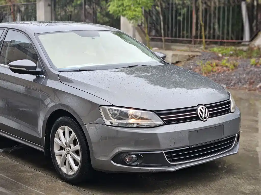 Sagitar 2012 1.4TSI automatic luxury model купить на сайте DeffCars